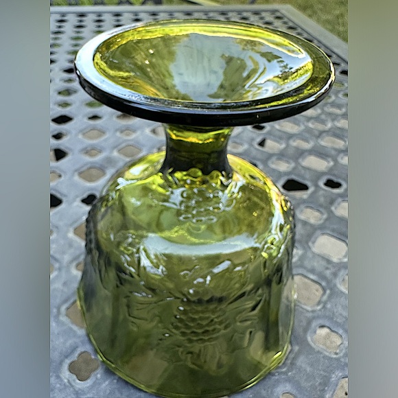 Vintage Green Glass Grape Vine Embossed Pedestal Bowl, Planter vase - Picture 3 of 7